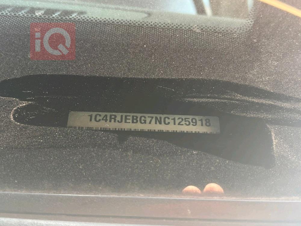 جيب جراند شيروكي